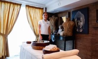 Luxurious Onboard Amenities