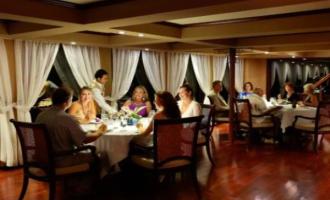 Dining Dining