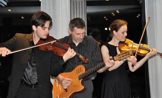 Entertainment & Nightlife Entertainment & Nightlife