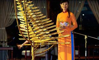 Entertainment & Nightlife Entertainment & Nightlife