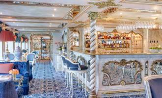 Maria Theresa Lounge Maria Theresa Lounge